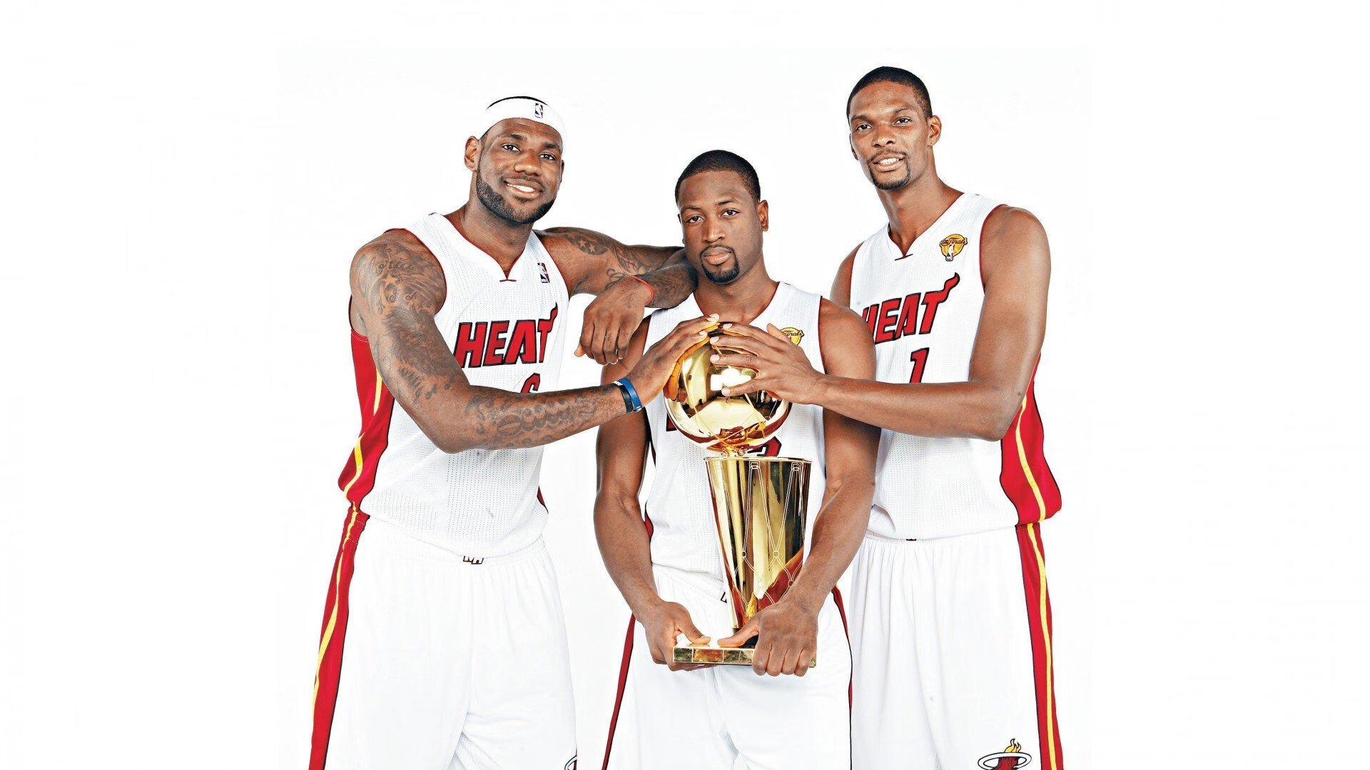 勇士核心接受伤情复查恢复顺利，勇士伤员