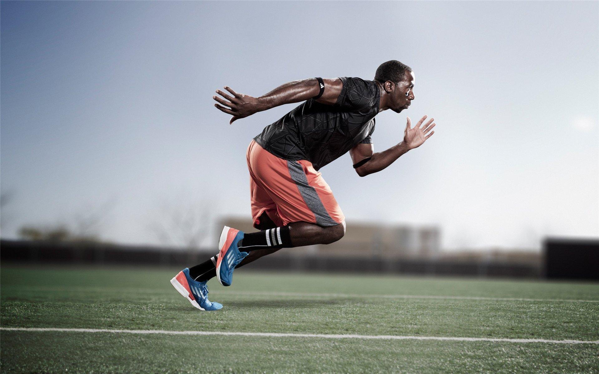 九游游戏在线玩-_绿色赛事：倡导环保理念，绿色场地亮相_，绿色环保色彩场景